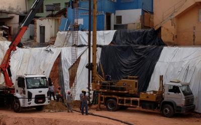 Obras de Contenção e Fundação Obras de Contenção e Fundação